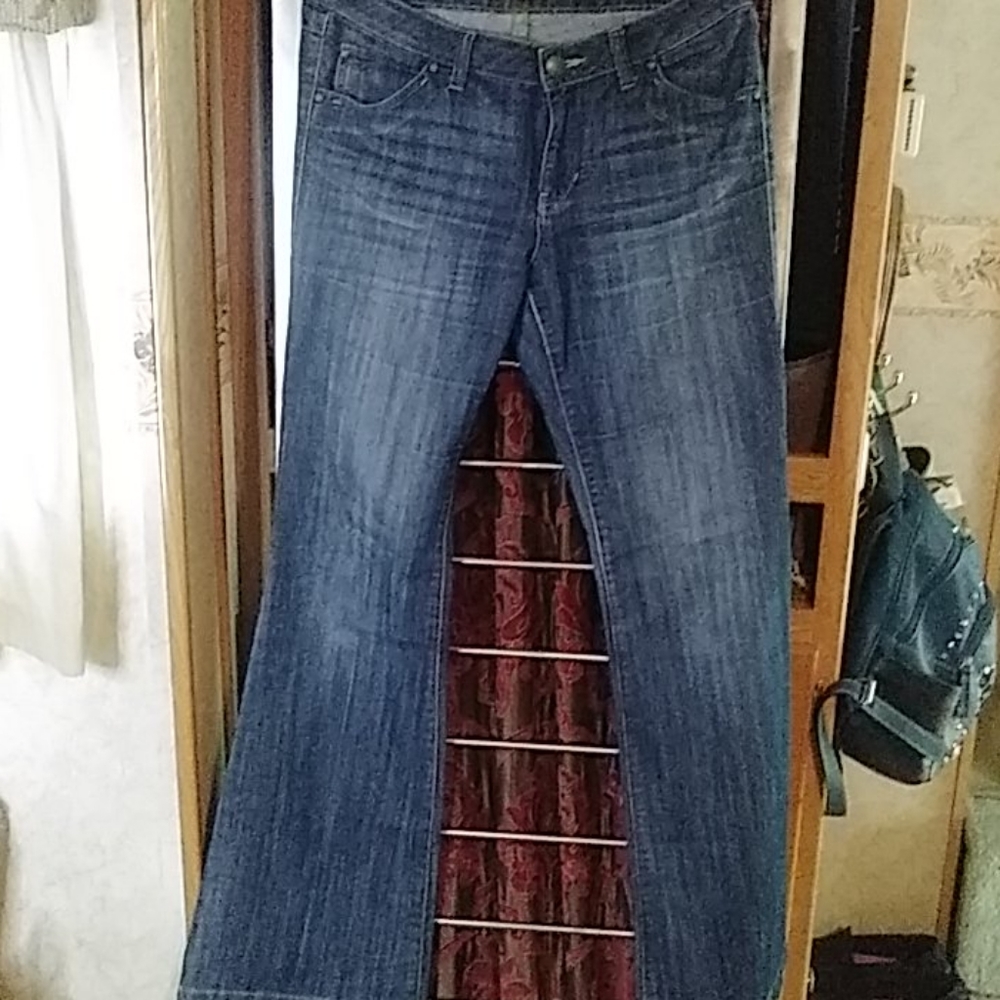 CAbi jeans